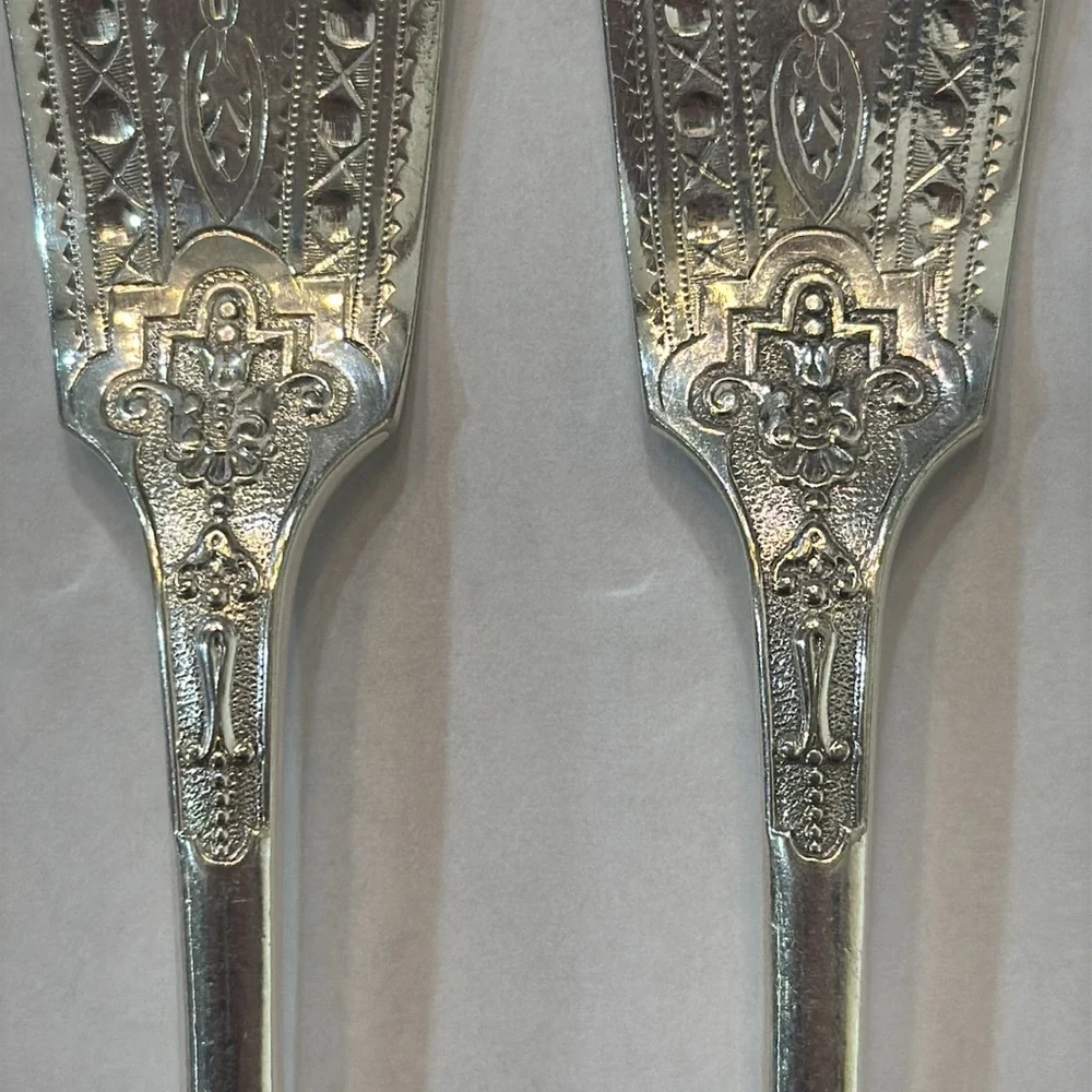 ANTIQUE VICTORIAN Thomas Prime & Son Stag‎ Antlers 2 Set of Butter Knives
